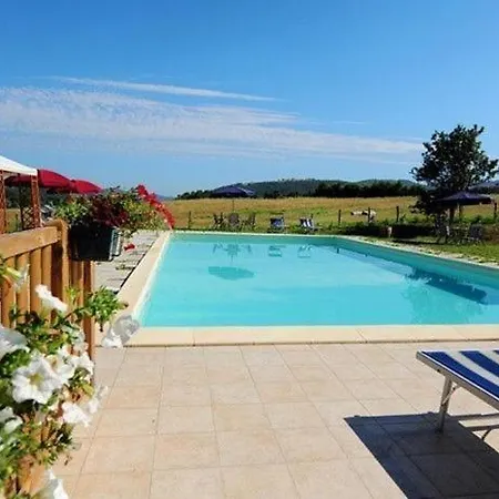 Sleeps 5 Passignano sul Trasimeno